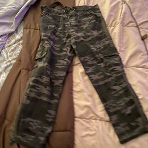 Camo crops- NWOT